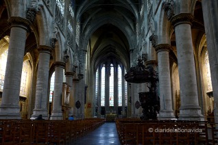 Interior de l'església de Notre-Dame au Sablon